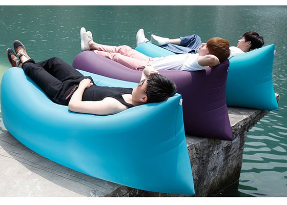 중국 Waterpoof 립 스톱 라운지용 의자 관례를 위한 팽창식 슬리핑백 협력 업체